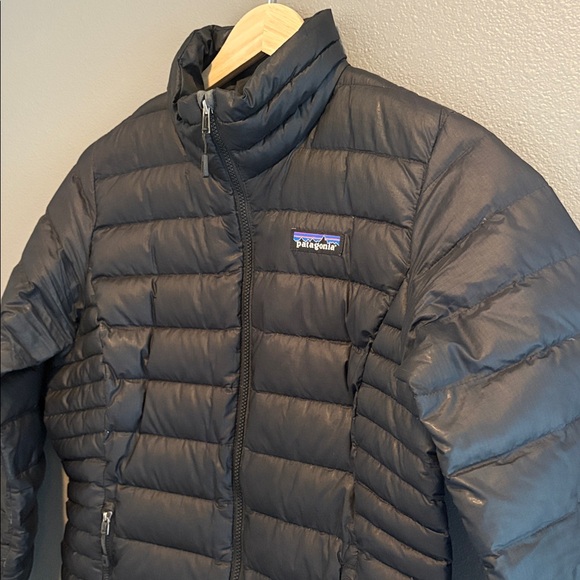 Patagonia Puffer Jacket - Picture 2 of 8